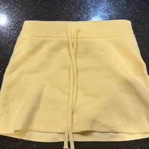 Yellow Knit Mini Skirt actually size 6-7 but tag says 8